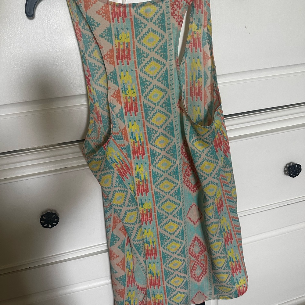 Colorful Geometric Pattern Tank Top - Picture 3 of 3